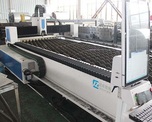 上海（hǎi）不鏽鋼（gāng）風管