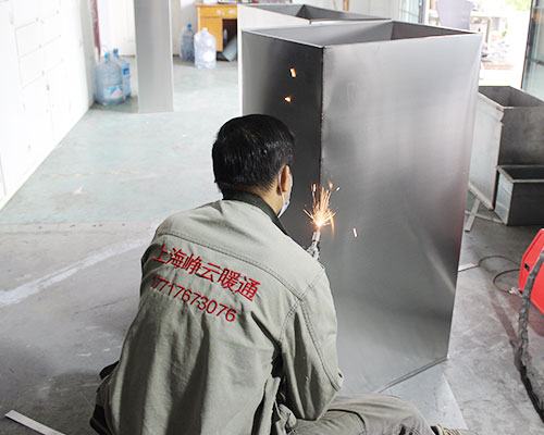 上海不鏽鋼（gāng）風管（guǎn）焊接